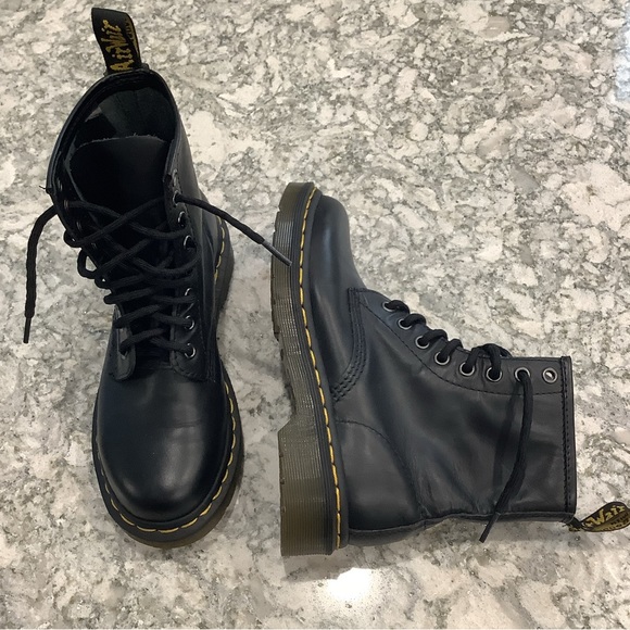 Doc Martens leather 1460 combat boots - Picture 1 of 16